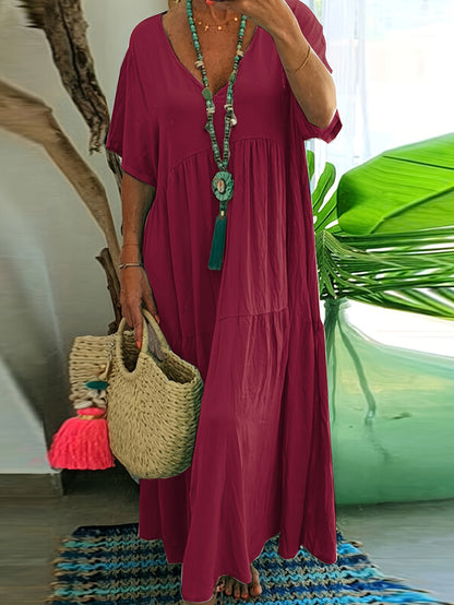 Plus Size - Dames Plus Size A-Line Plissé Maxi Jurk - V-hals, Korte Mouw, Effen Kleur, Lichtblauw & Witte Strepen, Zomerse Elegance, Casual Stijl, Casual Zomerjurk | V-hals Jurk | Plissé Detailering, Plus Size Jurk